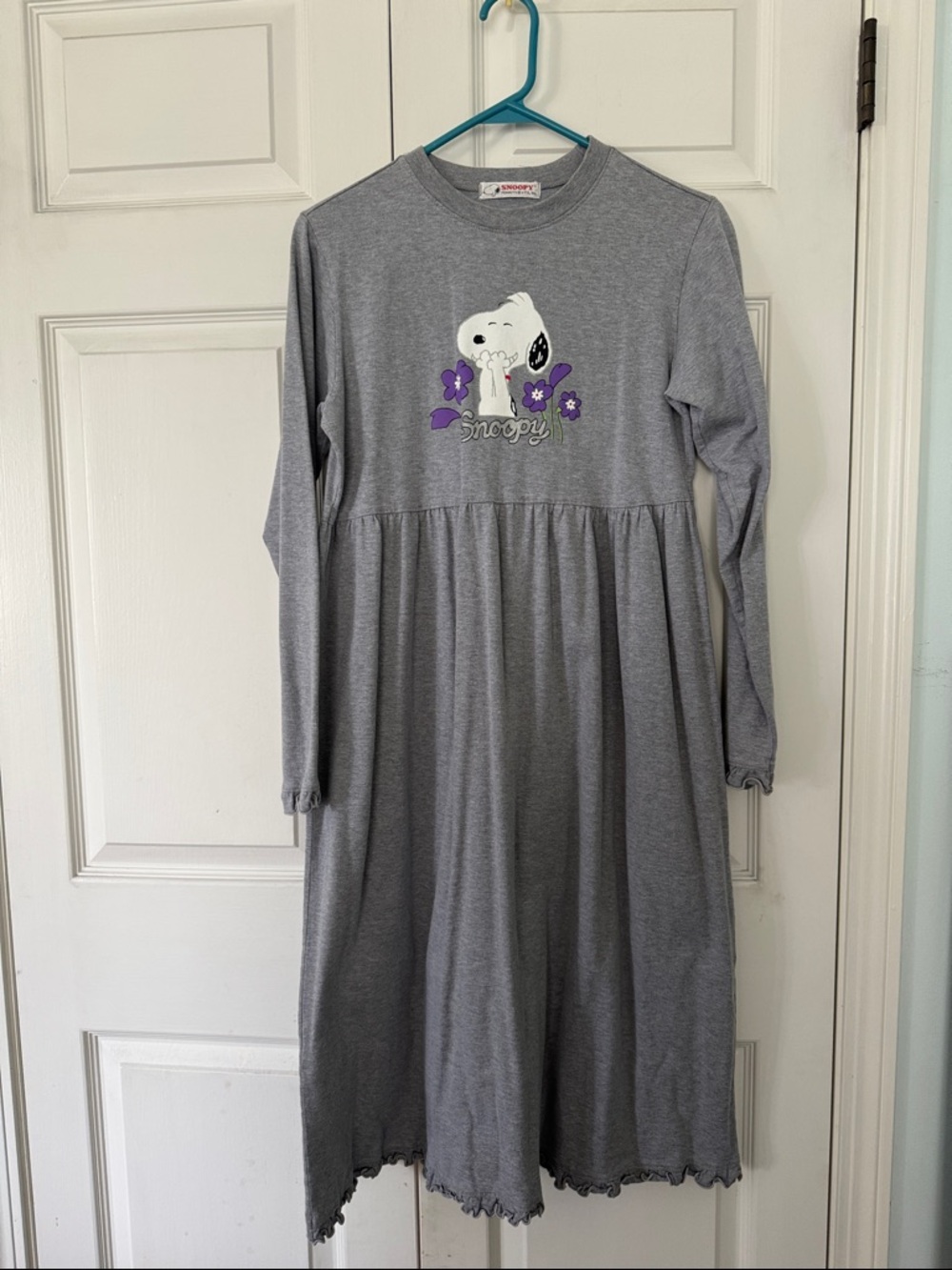 Snoopy Logo Gray Long Sleeve cotton Dress with Purple Flower Accent S
